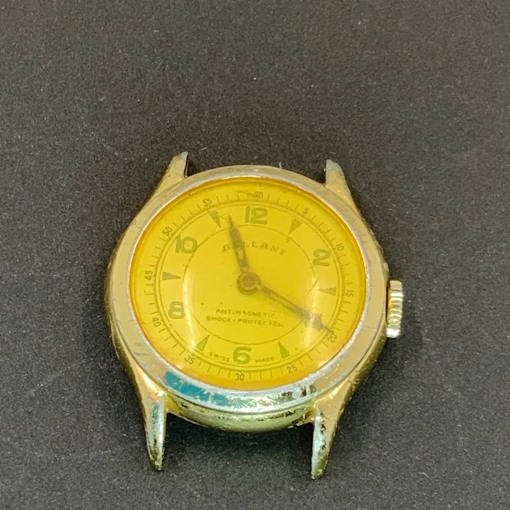 Vintage Gallant Swiss Made Watch Yellow Dial Antimagnetic Mechanical Ticking